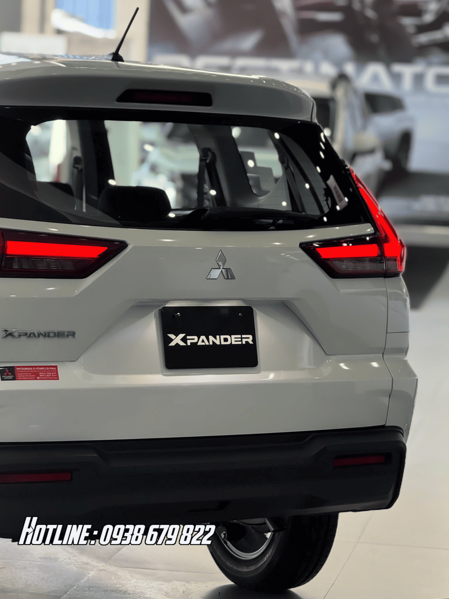 xpander mt số sàn trắng 2026 mặt sau